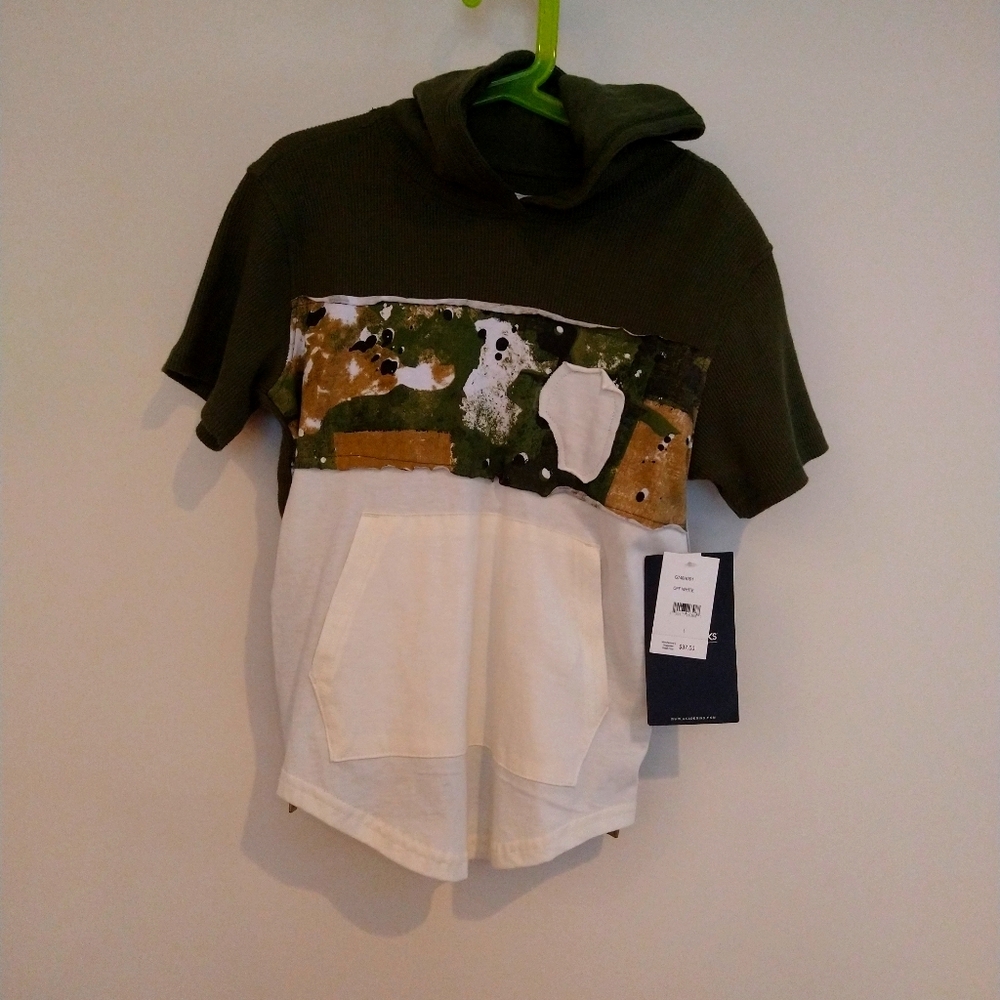 NWT Akademics hooded t-shirt for boys or girls